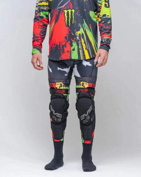 EVS Slayco96 Explosion Knee Guards Axell Hodges 3