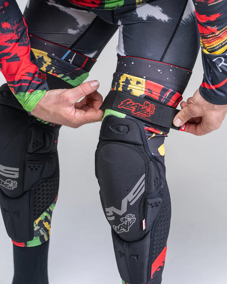 EVS Slayco96 Explosion Knee Guards Axell Hodges Close Up