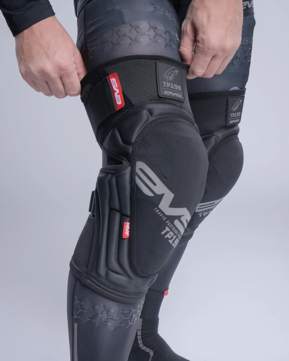 EVS TP199 Lite Blackout Knee Guards model 1