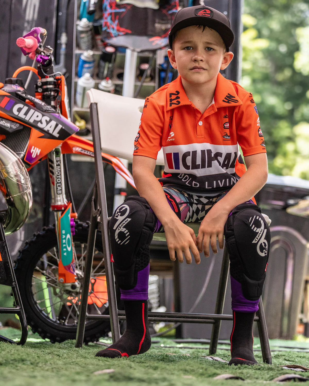 EVS Youth Slayco96 Knee Guards Purple Black Lifestyle