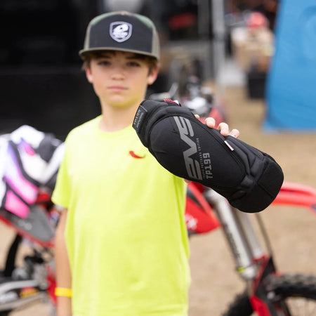 EVS Youth TP199 Blackout Knee Guards Lifestyle 2