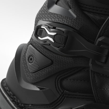 Gaerne SG22 Motocross Boots - Black - Buckle