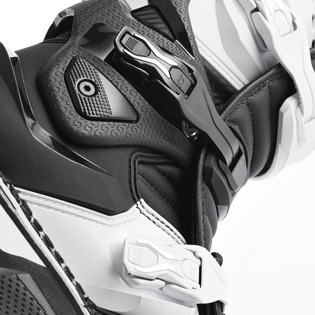 Gaerne SG22 Motocross Boots - Black White - Close Up Black Buckle