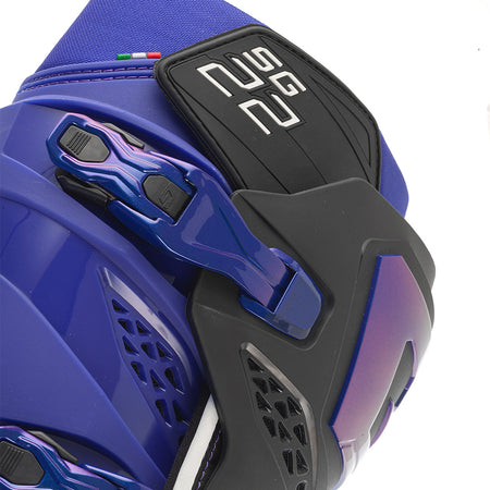 Gaerne SG22 Motocross Boots - FUTURE DUSK - top Buckle
