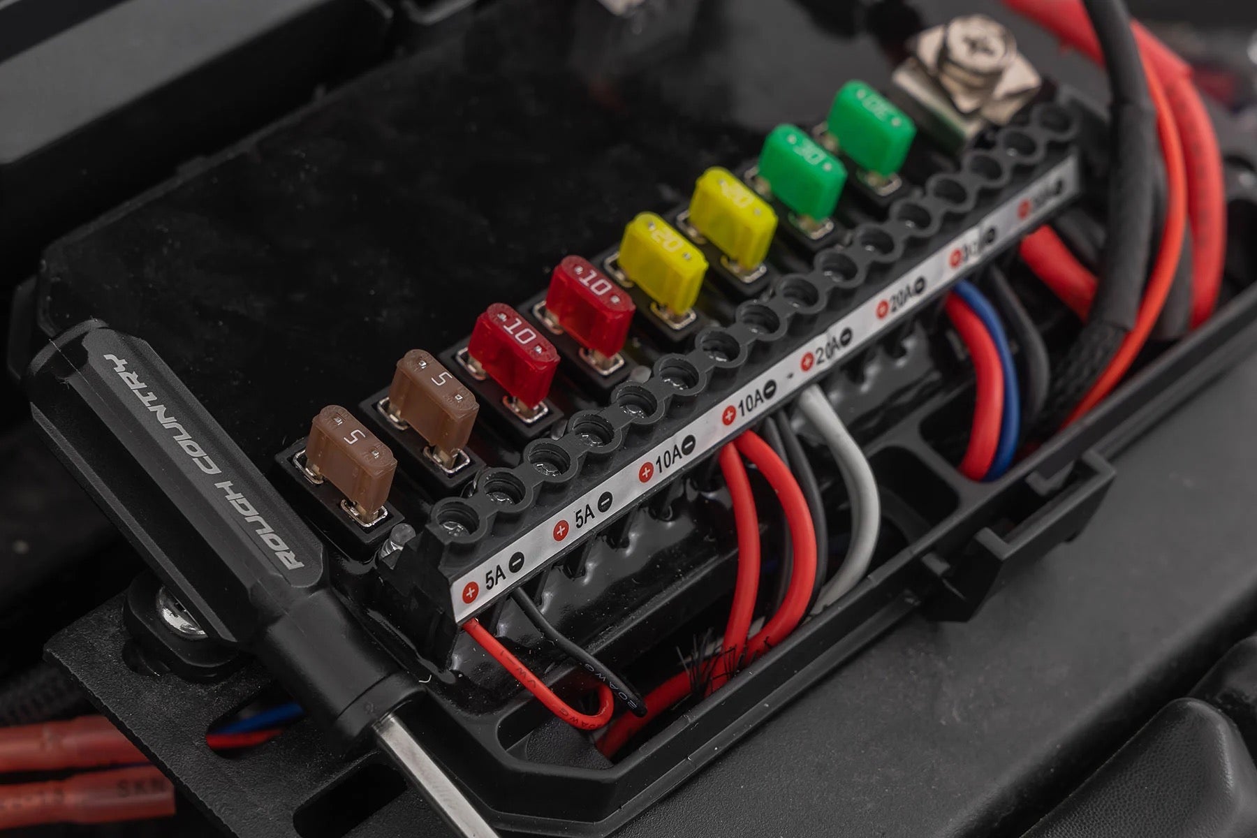 Rough Country 8 Gang Switch Panel - Universal Fitment – Red Plate